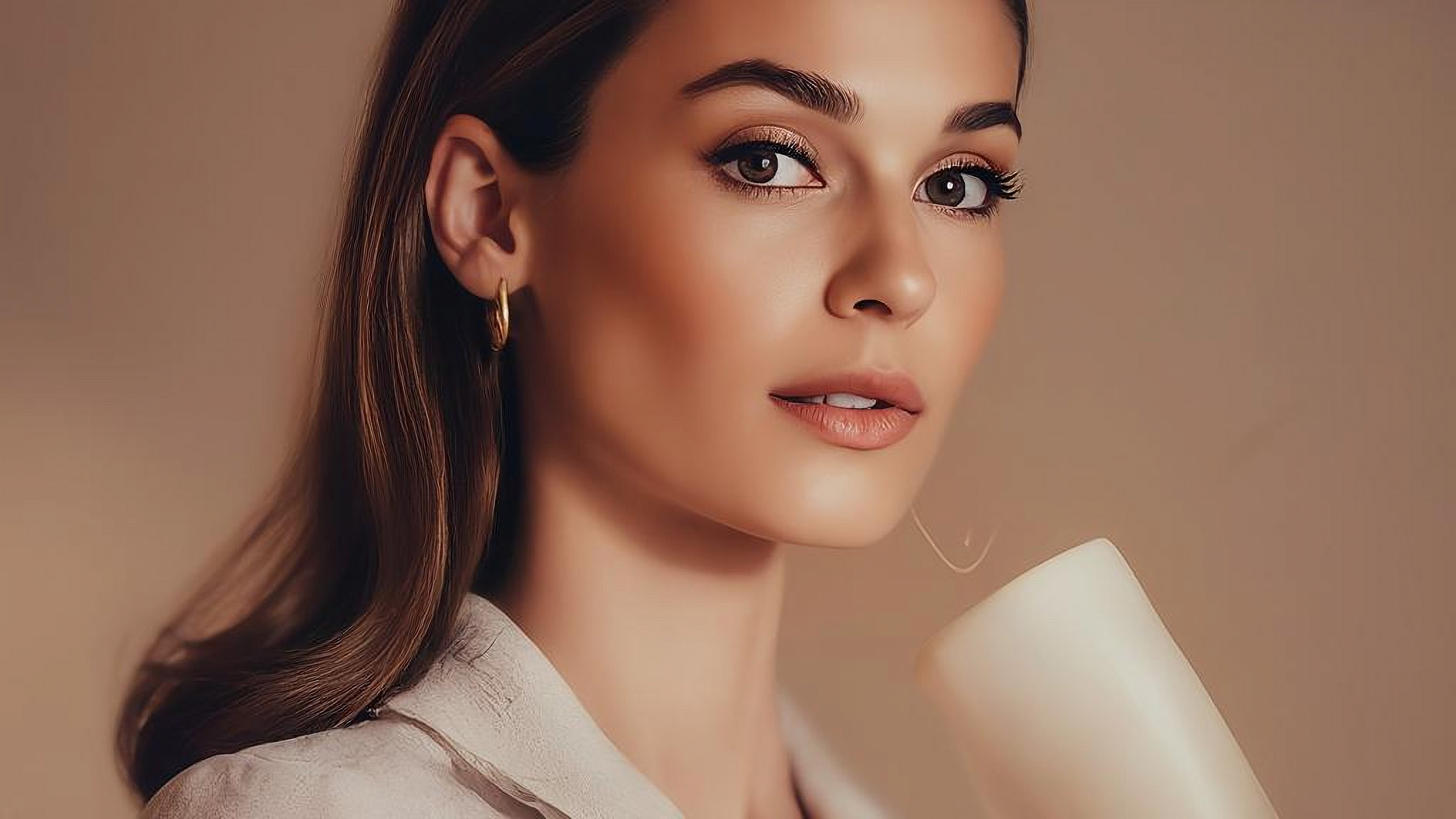 Fuller, Smoother, Healthier Lips: Discover AlumierMD LipBoost