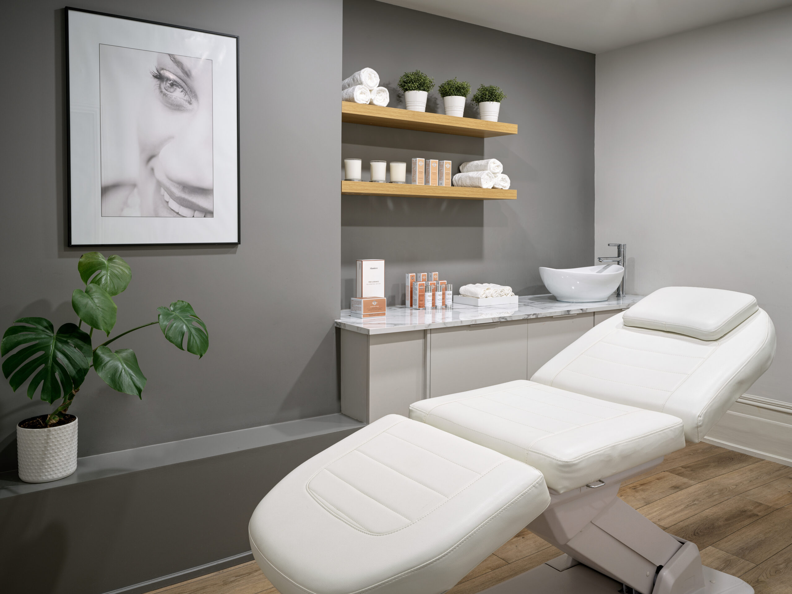 advanced electroysis treatments Wimbledon and Kensington