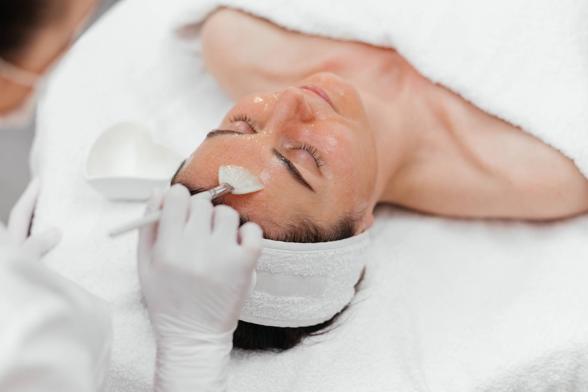 Why Choose AlumierMD Treatment At Eden Skin Clinic Balham?