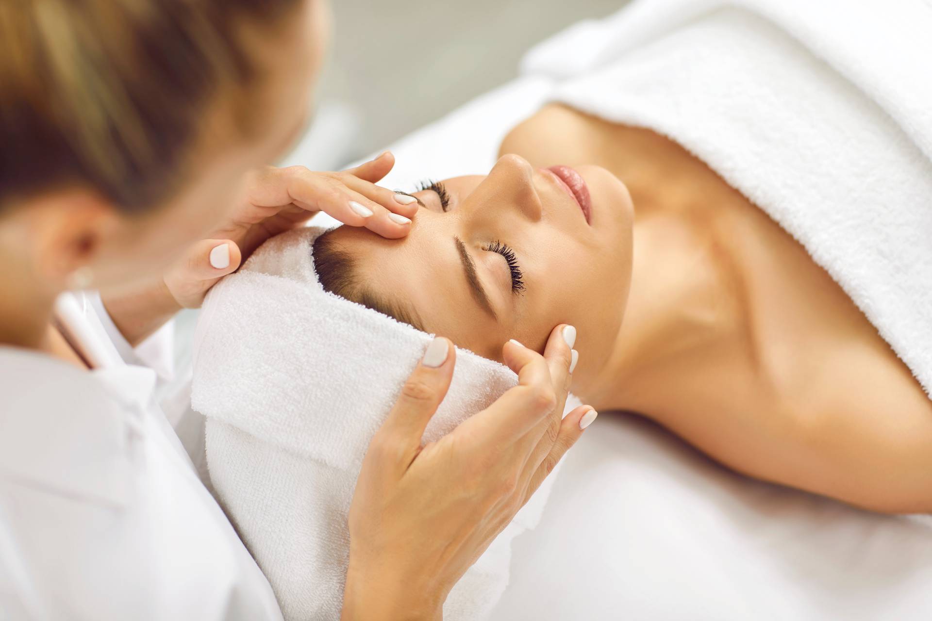 AlumierMD Treatment Benefits In Acton